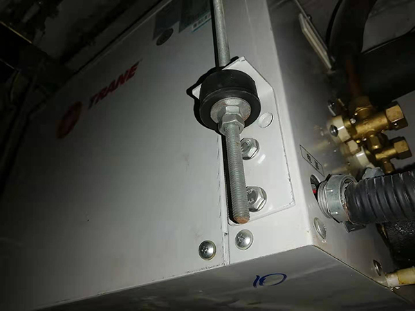 卢龙空调维修售后服务中心